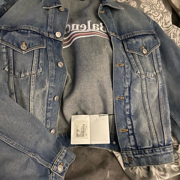 ღ Balenciaga women’s jeans jacket ღ - Picture 3 of 8